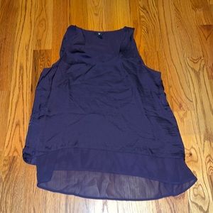 🌀 Gap eggplant color purple silky top, worn once, size XL